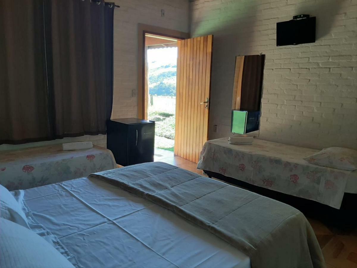 Cafune 4* Socorro (Sao Paulo)